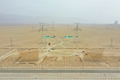 10. tilboðshluti 【Ba Tieruo】 750 KV flutningslínuverkefnisins er kominn inn á mikilvæga stig rafl...